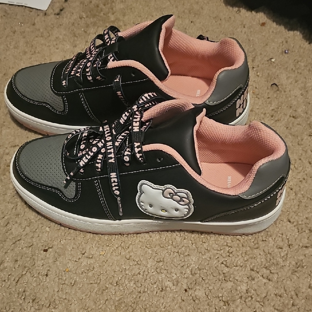 Hello Kitty Kids Sneakers - Black and Pink